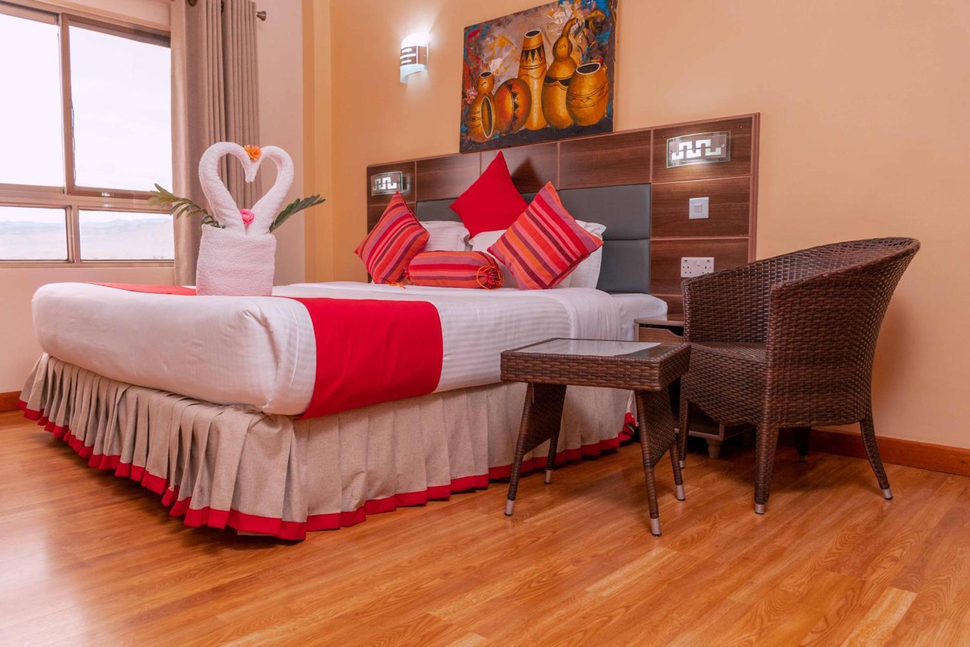 Buraha Zenoni Hotel And Resort นาคูรู ภายนอก รูปภาพ